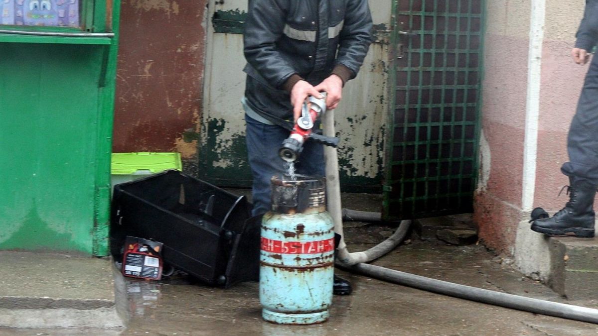 Газова бутилка уби 52-годишен мъж 