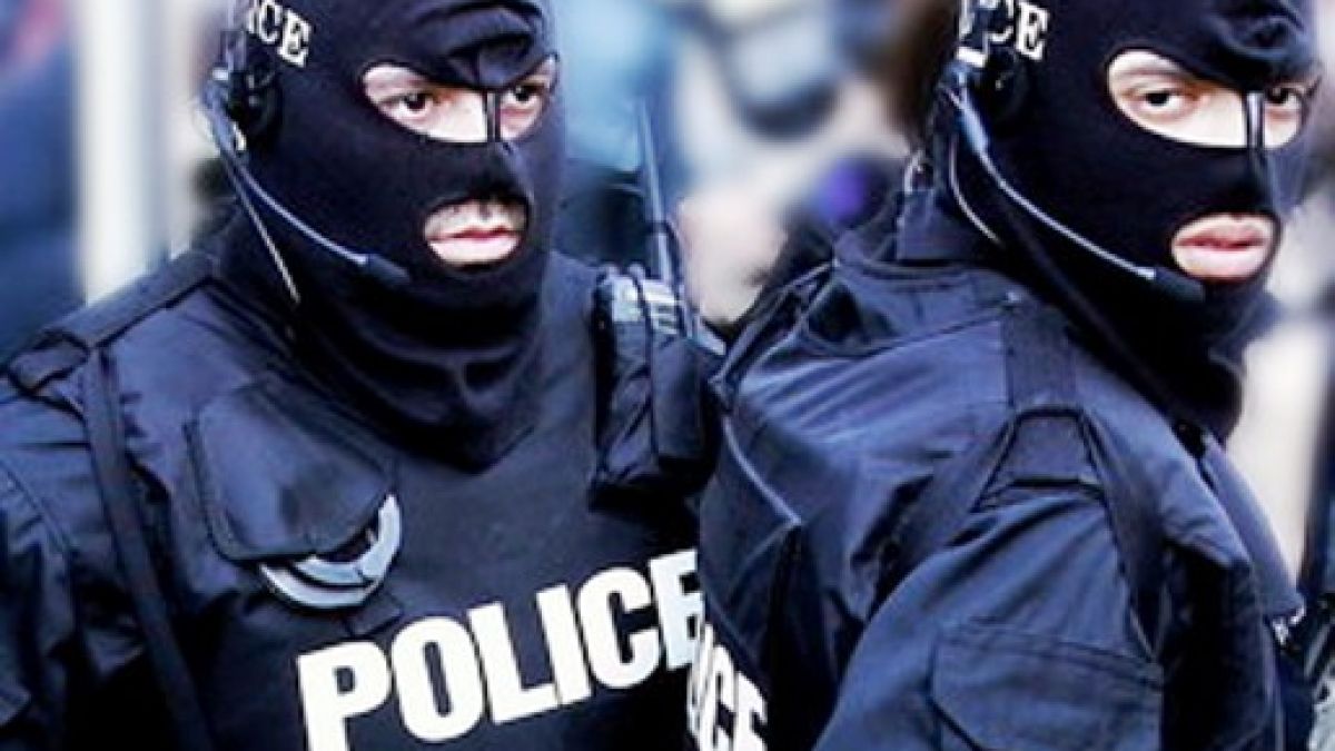 Закопчаха балкански измамник у нас