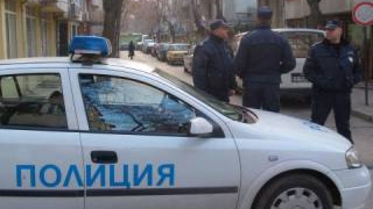 Ченгета пребили пенсионер