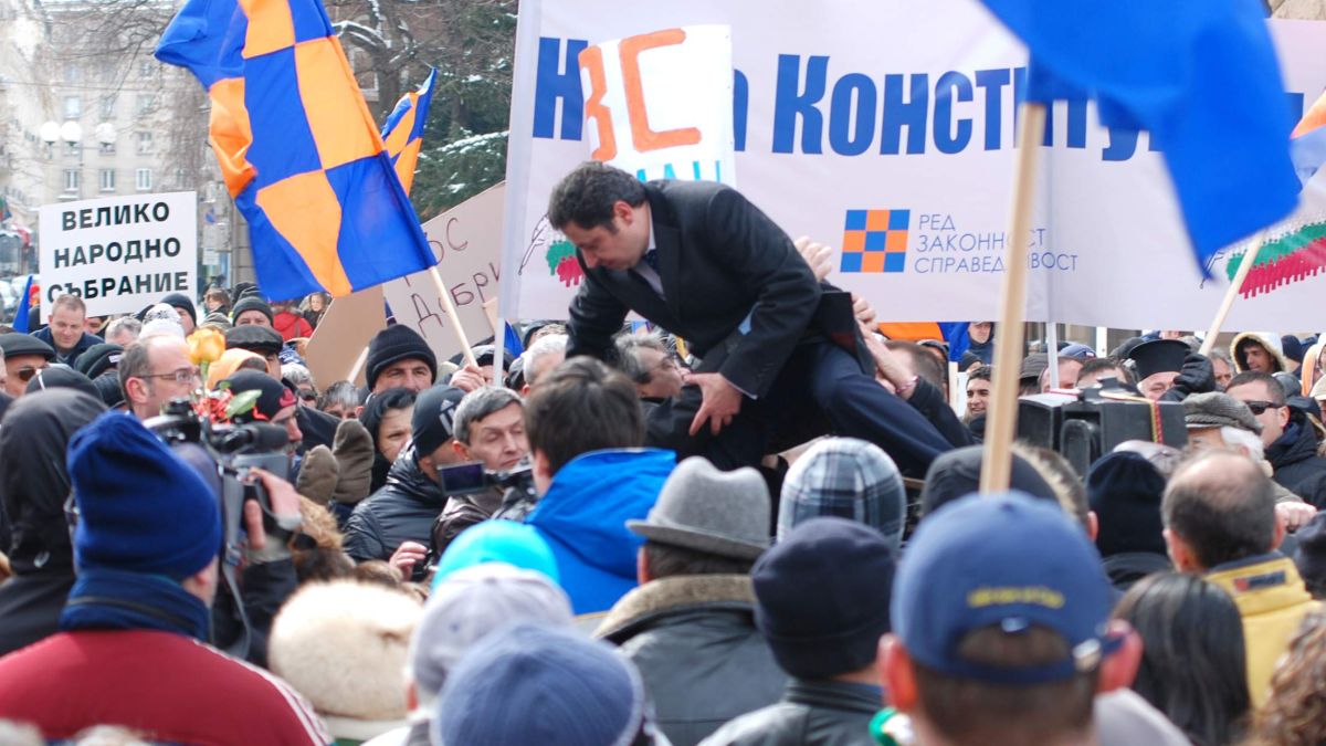 Яне Янев: И Доган, и Станишев са бъркали в кацата!