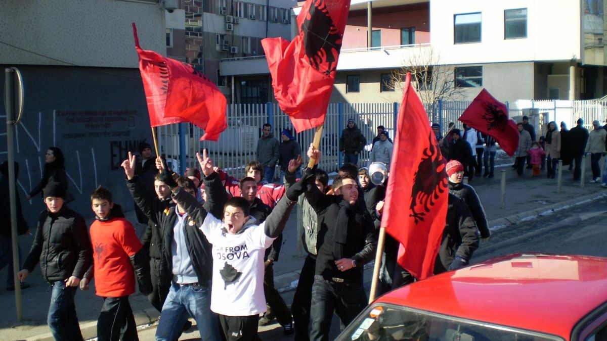 В Косово живеят много милионери, включително и в парламента