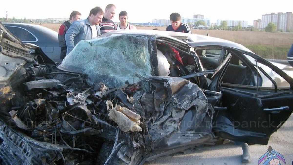 28 души са ранени при катастрофи 