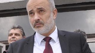 Догодина глоба и за служителите без договор