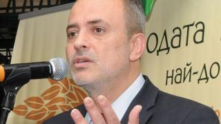 Тотю Младенов обеща по-високи доходи догодина