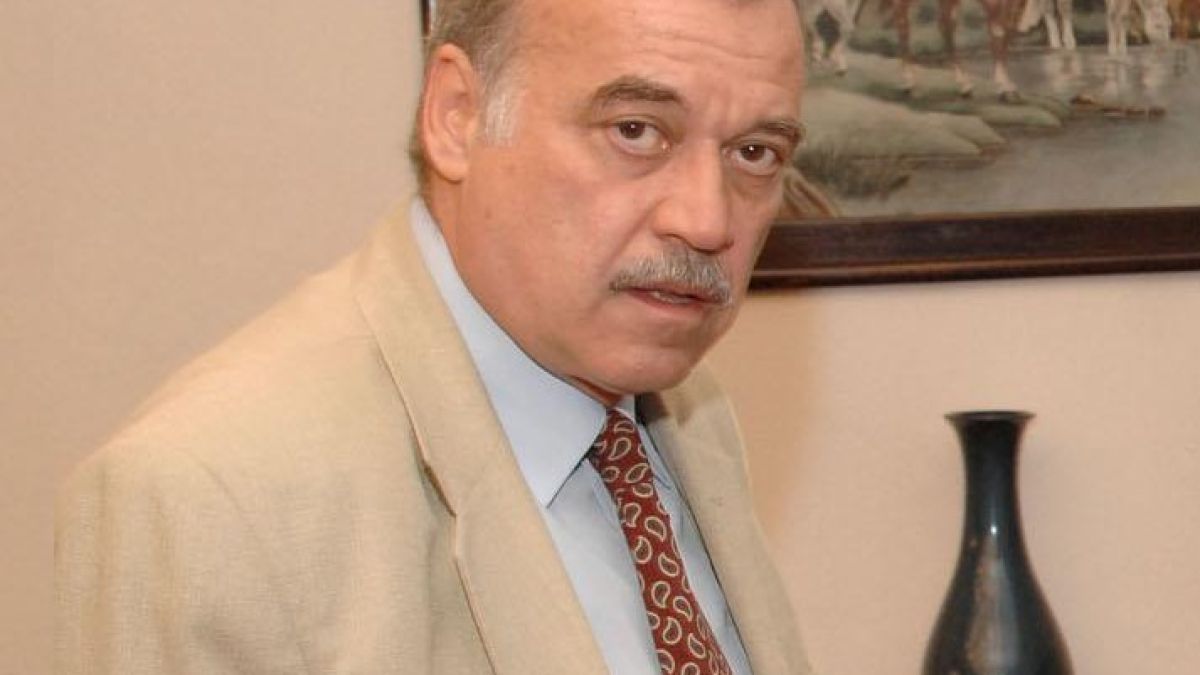 Почина Милен Вълков