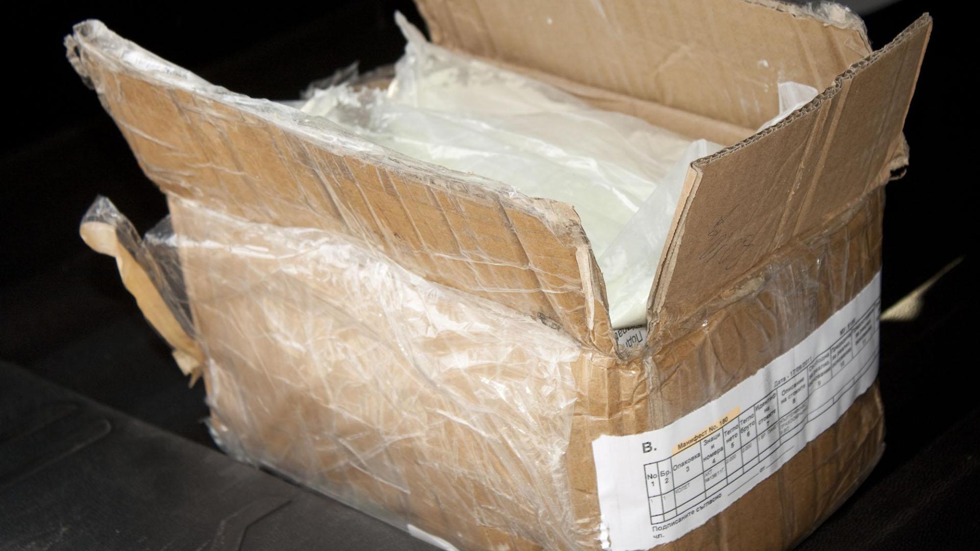 Русенка си поръча устройство "на далавера", като отвори пратката видя само един...