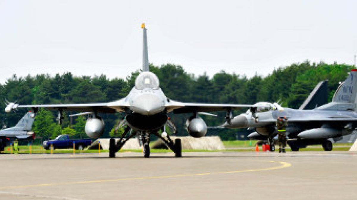 Румъния спира търга за F-16 поради липса на пари