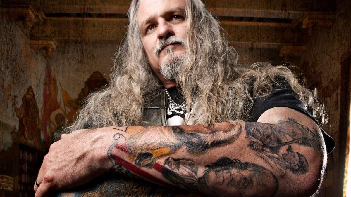 Джон Шафър от ICED EARTH: Светът е в голяма беда!