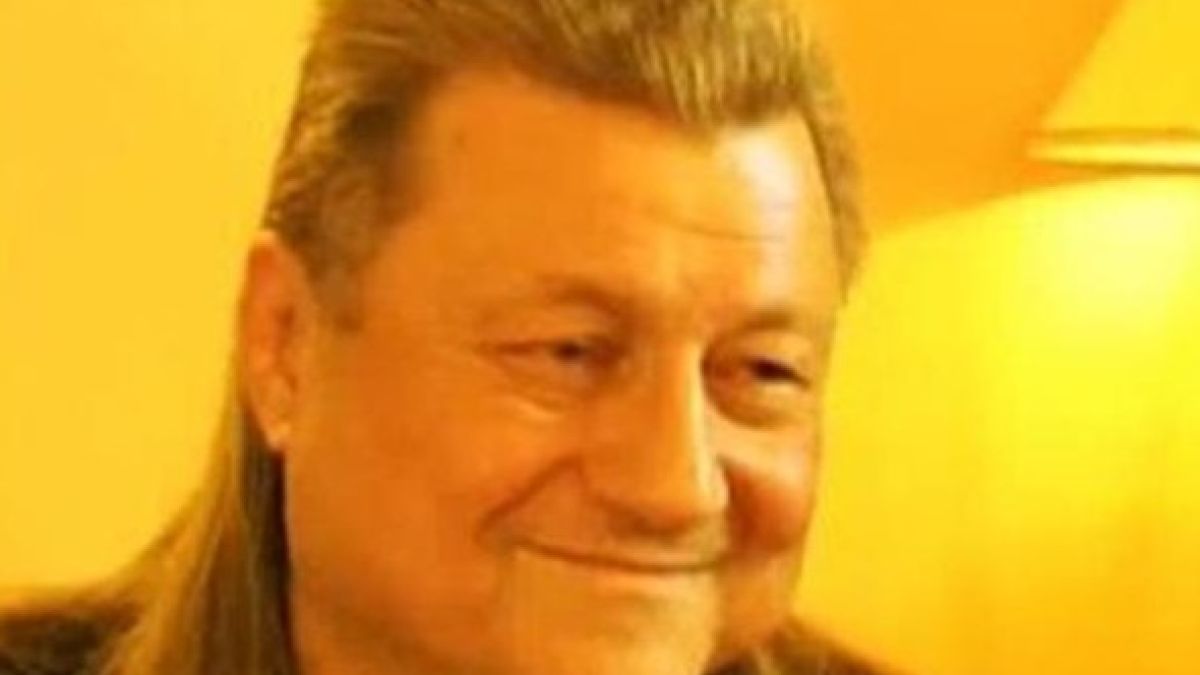 Стоян Златния изнасилвал публично