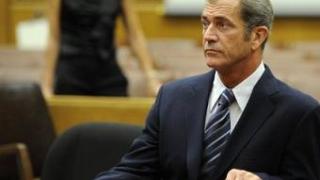 Мел Гибсън за първи път проговори за младото си гадже, от което чака девето дете