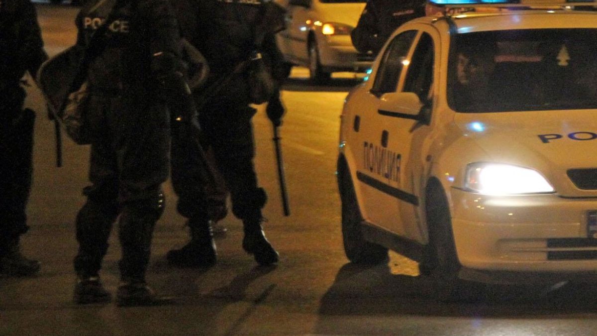 Ива от пребитото семейство: Ромчета крещяха към нас "Убийте ги!"