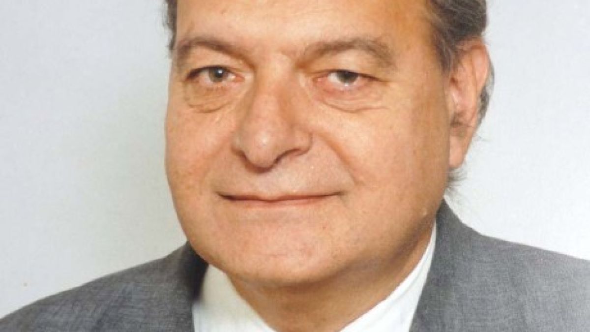 Почина проф. Минчо Драганов