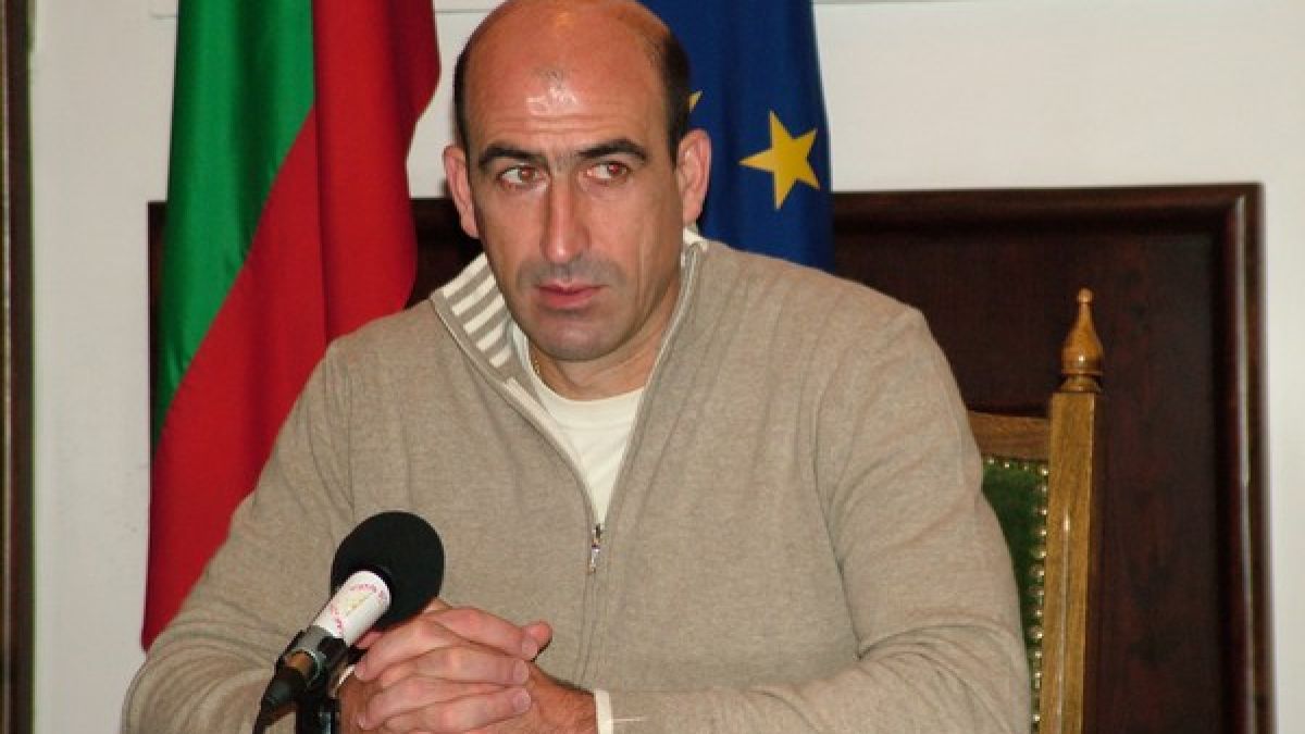 98-годишна баба се записа в ГЕРБ