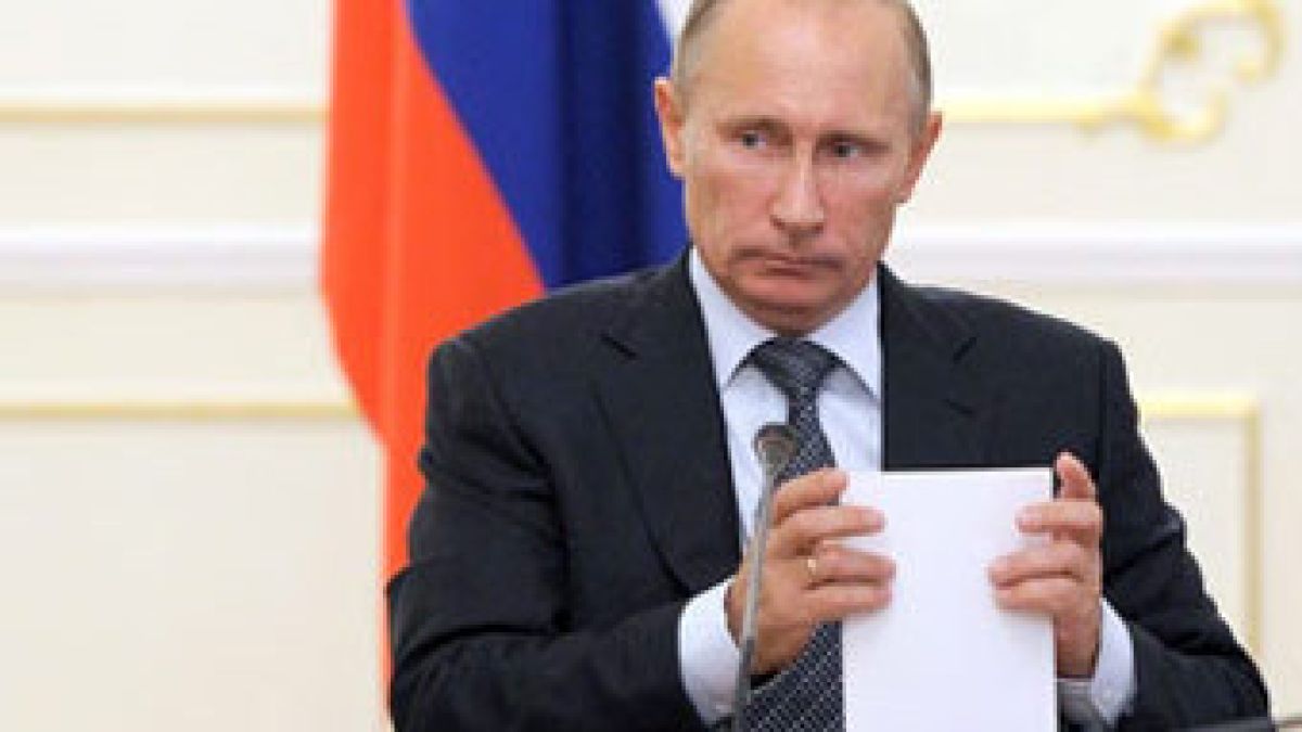 Путин с тройно интервю преди изборите