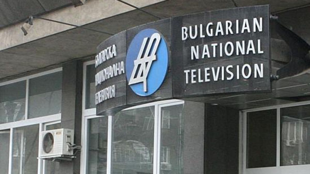 БНТ взе пари от агенти на ДС, обвиняем, пожарникар и политически хамелеони