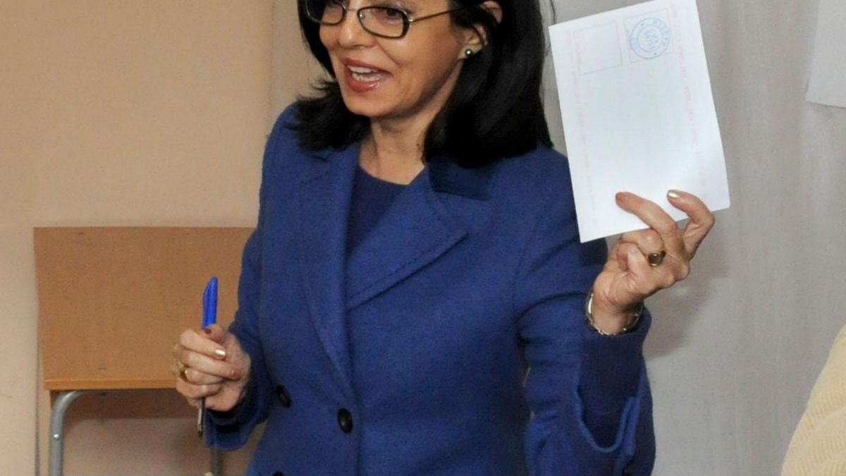 Кунева забрави да гласува за президент 