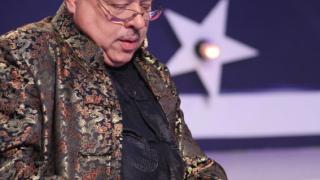 Агент Тенев се окичи с орден за Деня на будителите