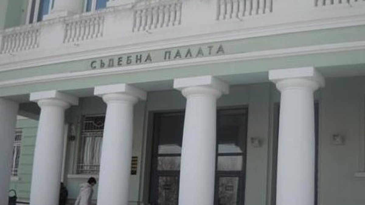 Съседи гонят сводница от блок