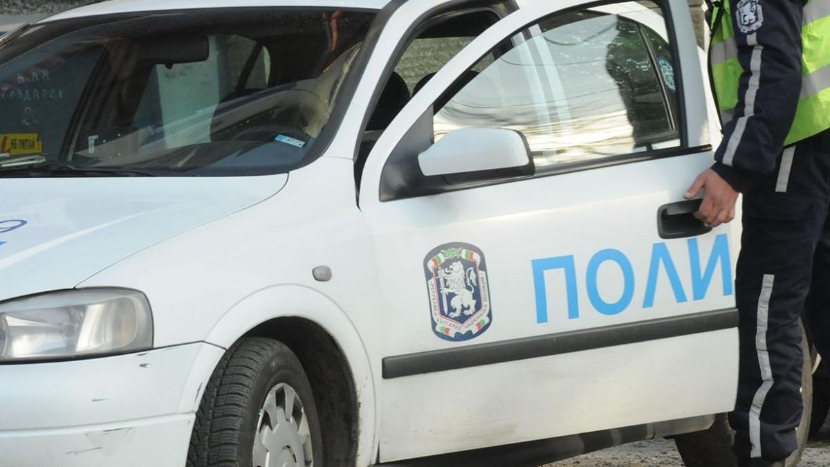 „Рено” помете пешеходец и му строши черепа