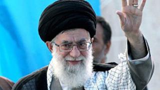 NYT: Паника тресе Али Хаменей, посочи потенциалните си наследници