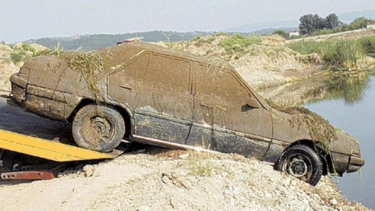 Изплувал автомобил поднови разследването за мистериозното изчезване на Айдучето