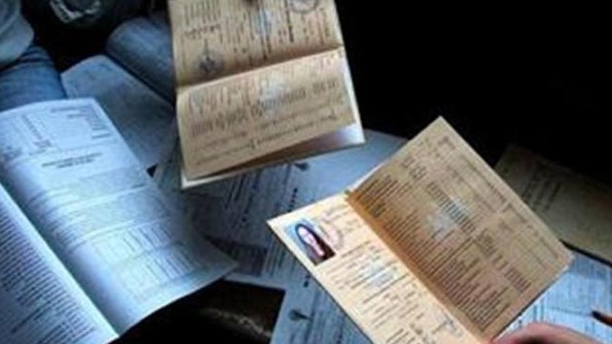 Арестуваха петричанин за дипломи менте
