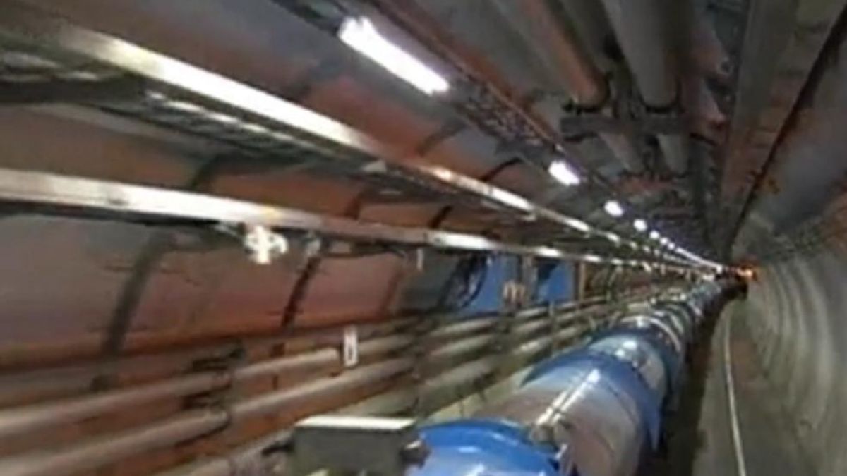 Учените от ЦЕРН открили доказателство за божествената частица?