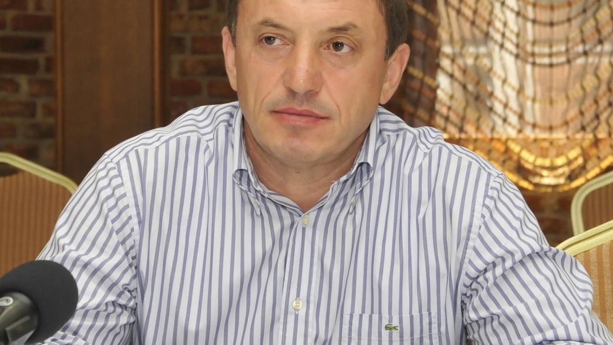 Изритаха Алексей Петров от тристранката