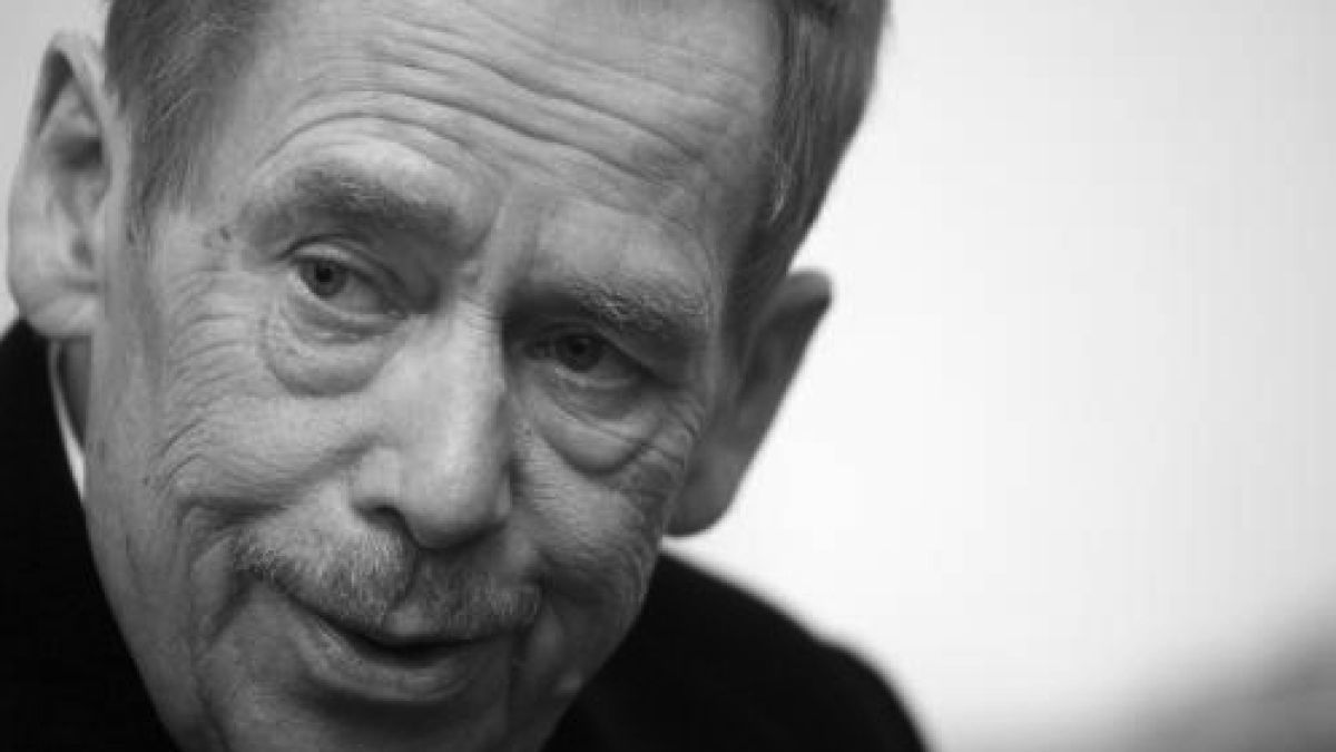 Почина Вацлав Хавел