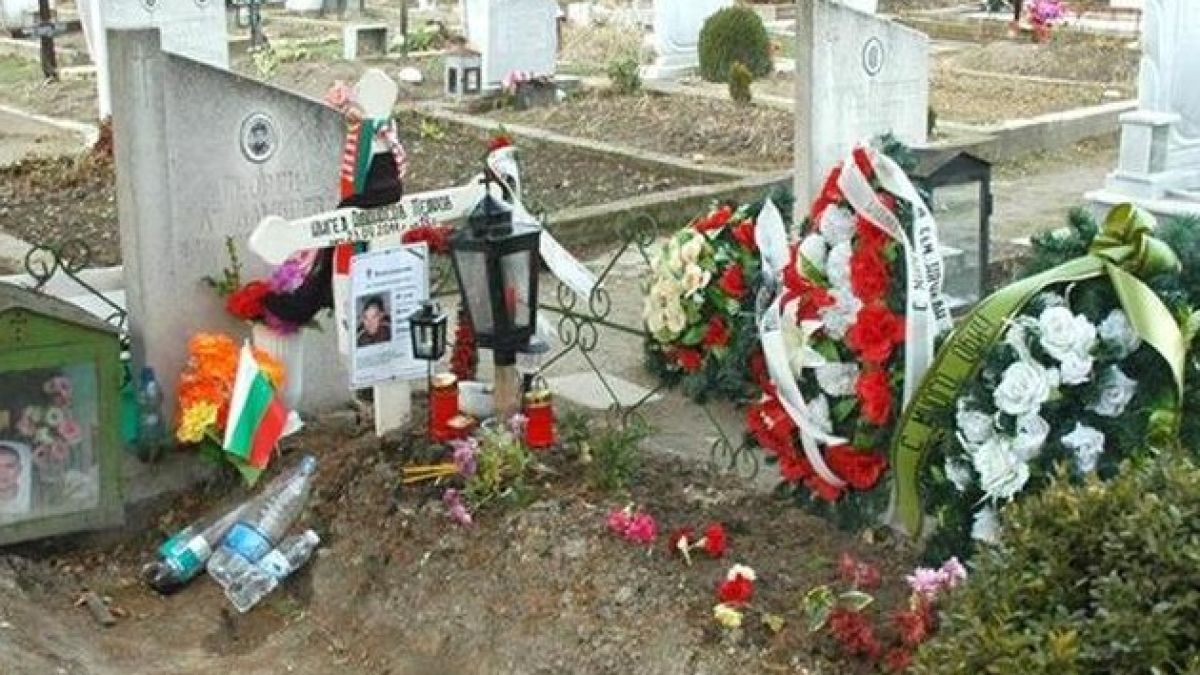 Оскверниха гроба на Ангел от Катуница