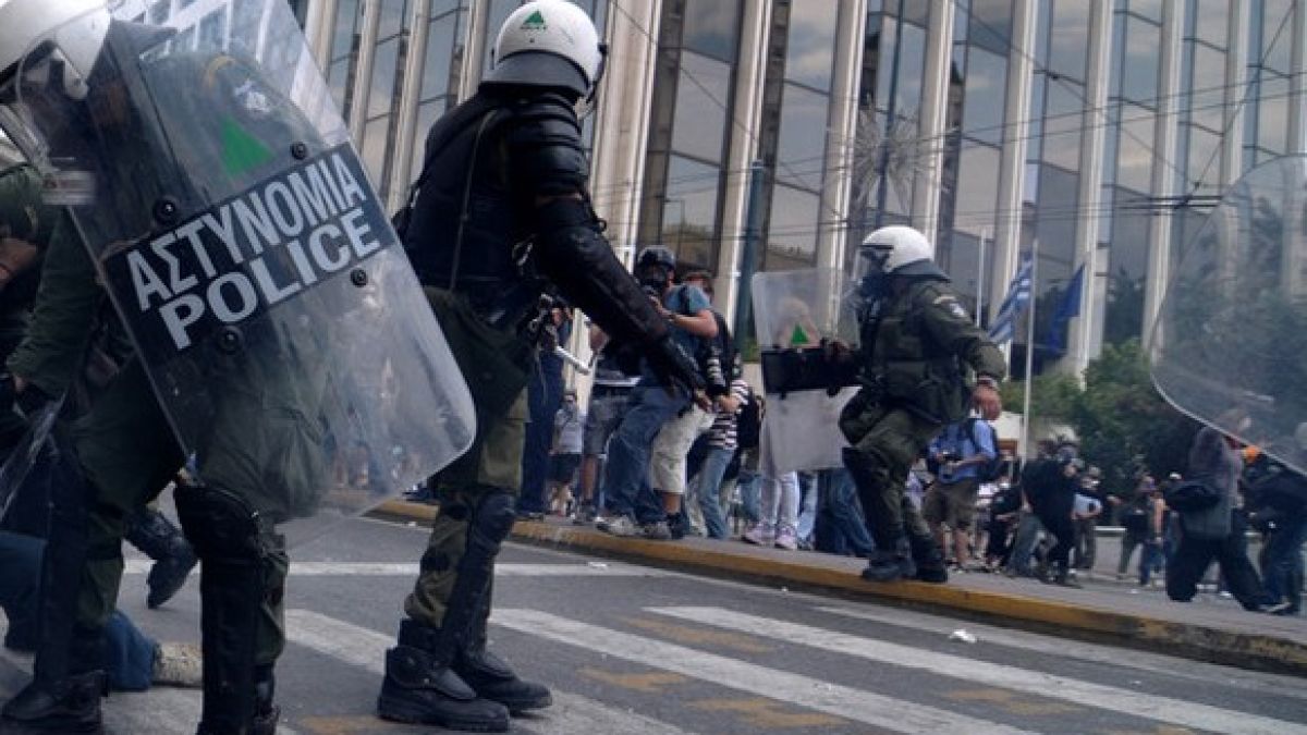 Българи пребиха зверски мъж в Кипър