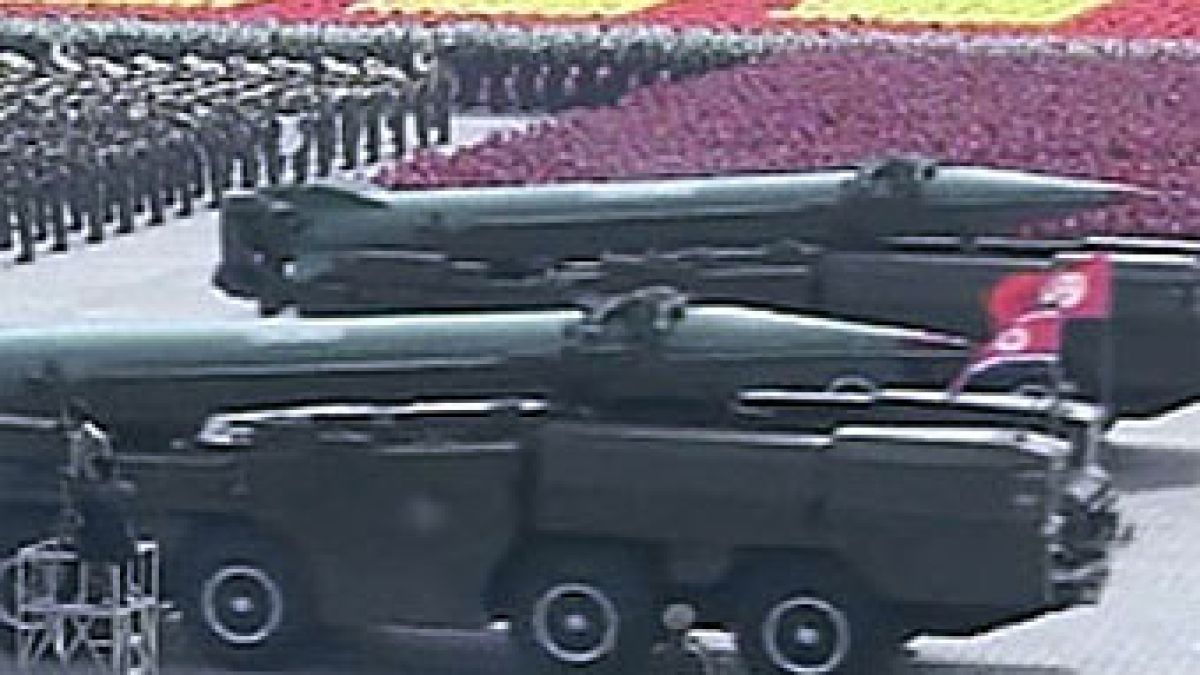 Какво се случва в Северна Корея? Най-затвореният режим в света разполага с нов тип ракетен двигател