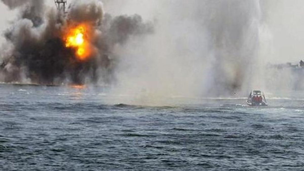 Иран изпробва три нови ракети в Персийския залив