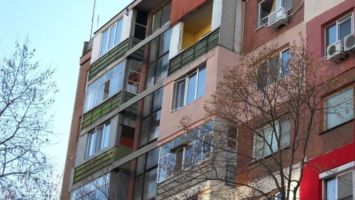 Газова бутилка взриви тераса в бургаски блок