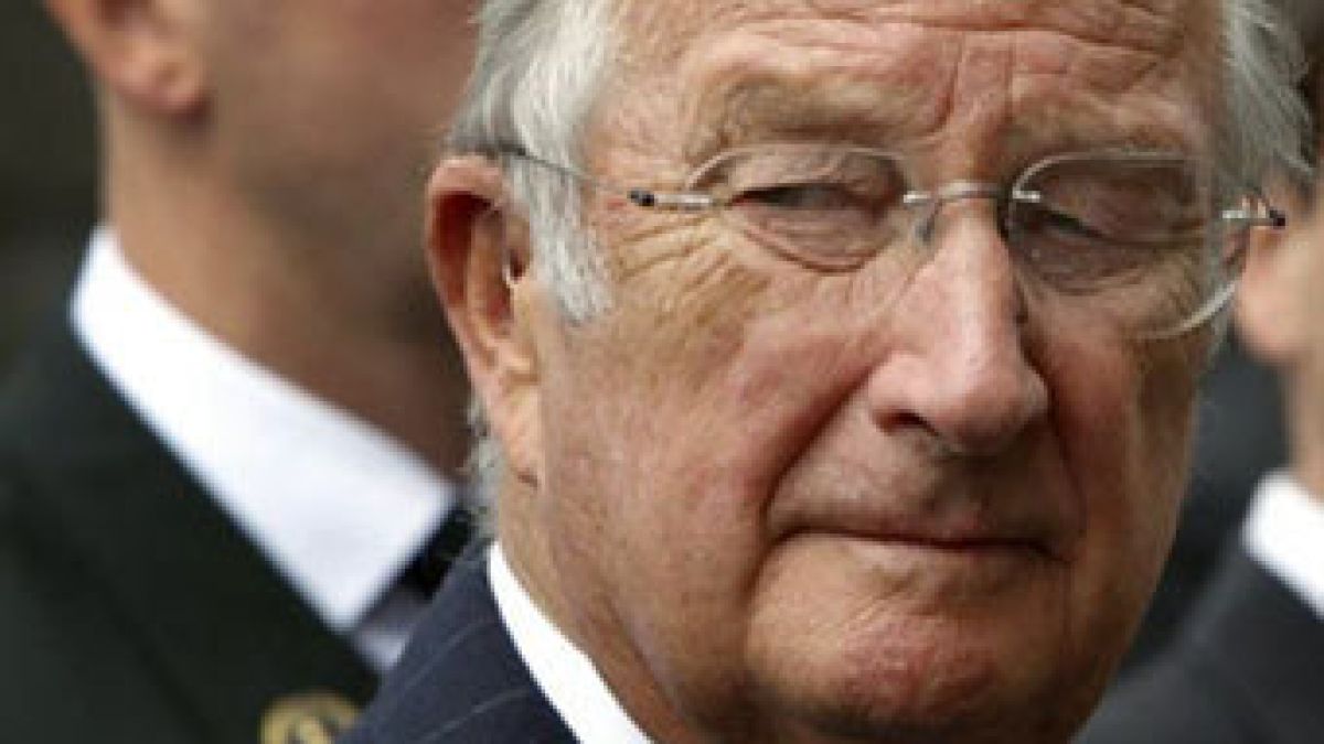 Кралят на Белгия си съкращава бюджета