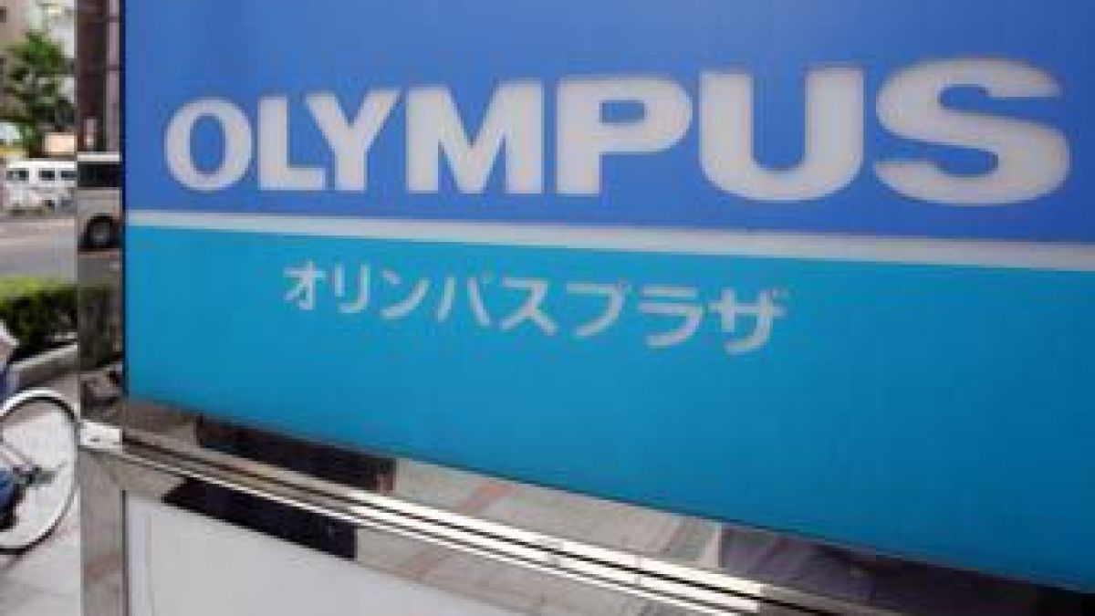 Olympus съди 19 свои топ-мениджъри