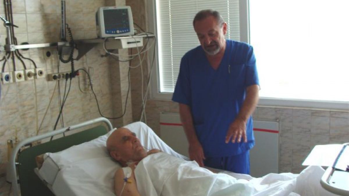 Оперират ни за ден