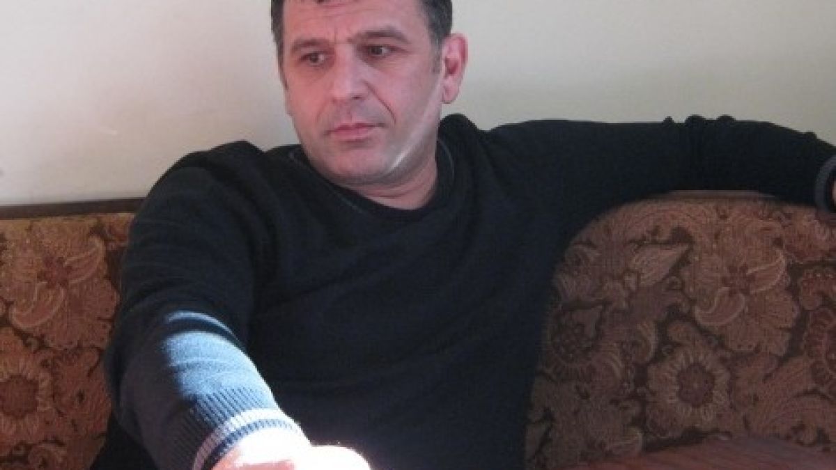 Бивш кмет на Дупница бие и обижда служител на "синя зона"