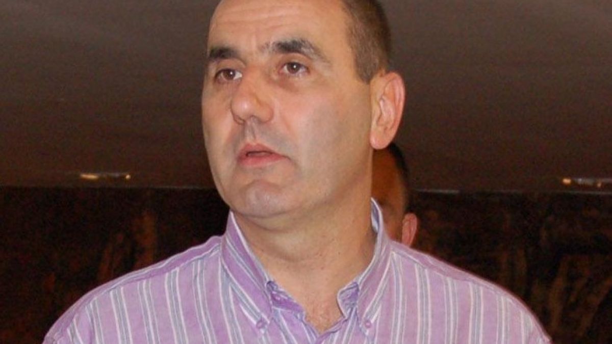 Ромски деца поздравиха министър Цветан Цветанов 