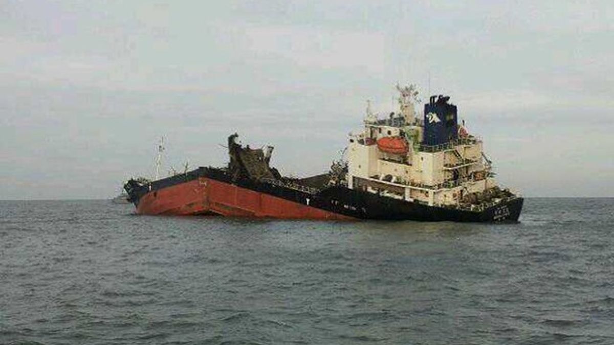Пет са жертвите на експлозията в Жълто море