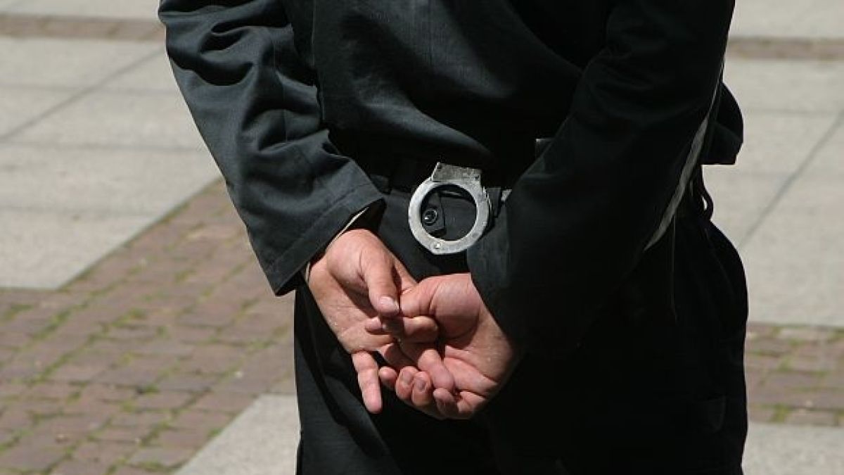 Пипнаха с подкуп граничен полицай на Капитан Андреево