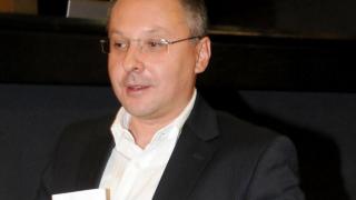 Станишев бърза за Страсбург