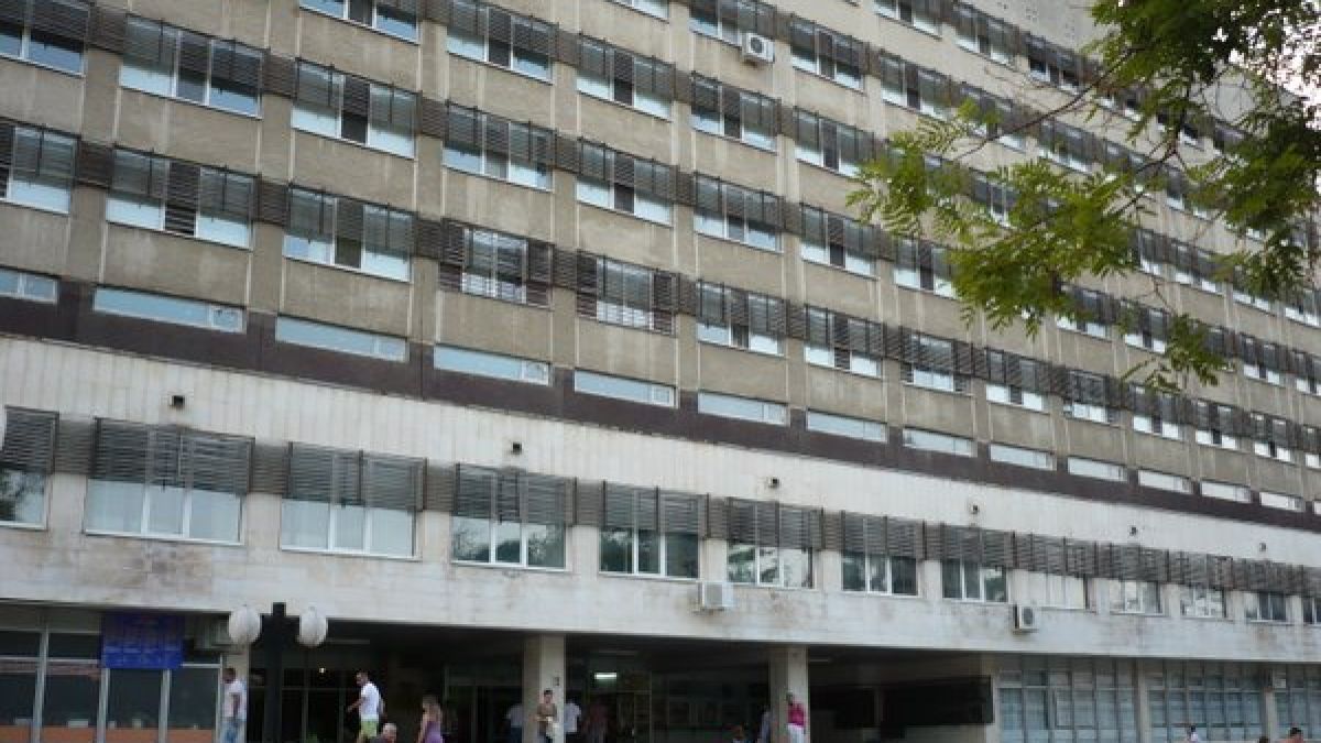 Родилка избяга с апарат за кръв 