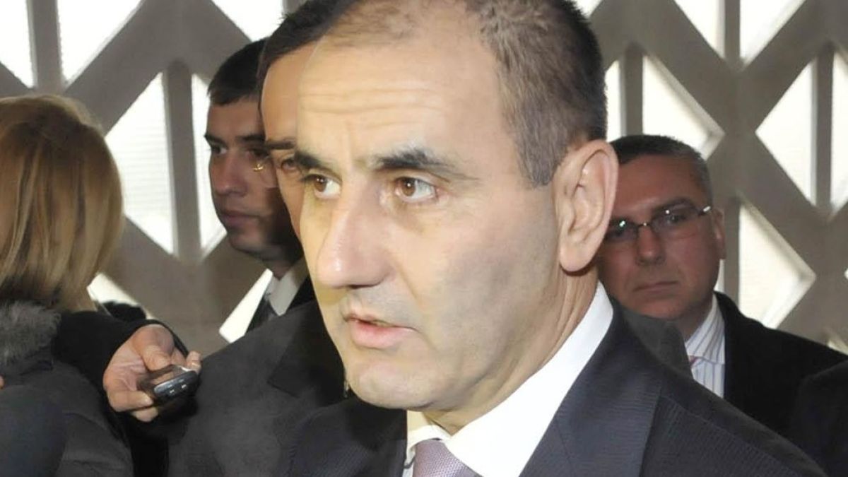 Марио Заека заплашвал с убийство и дете