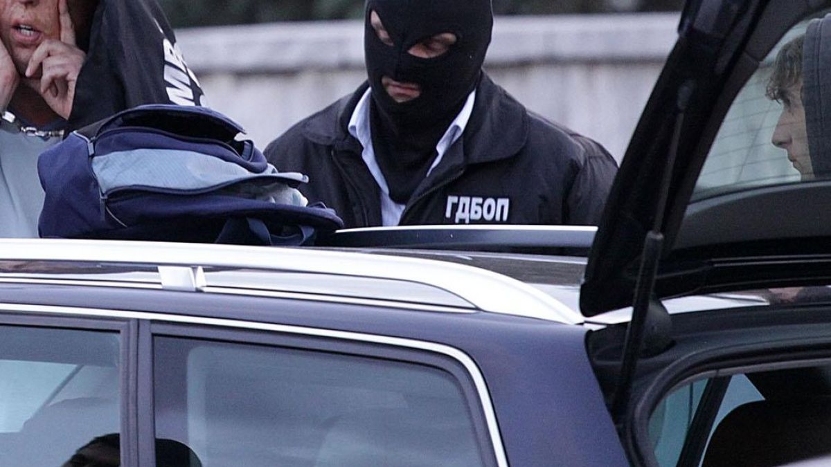 Намериха издирвана при трафикант на жени