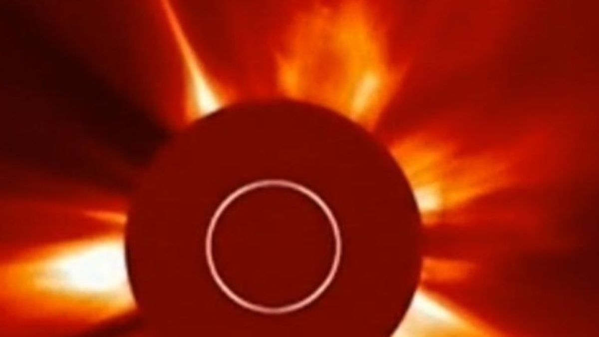 Връхлита ни най-силната магнитна буря от 6 години 