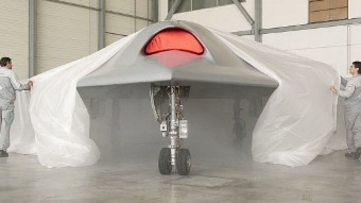 Dassault показа първия европейски ударен безпилотен самолет