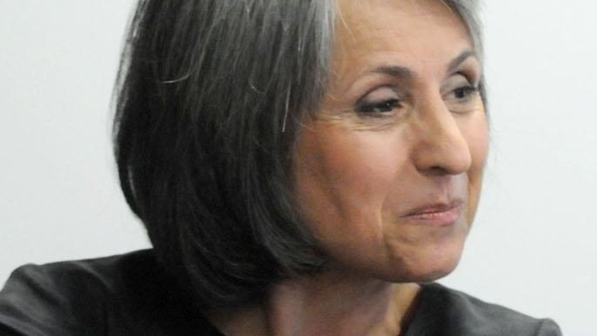 Маргарита Попова: Не видях указ за мандата на Марин