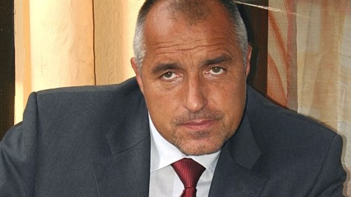 Премиерът: Рано е за данъчна ваканция