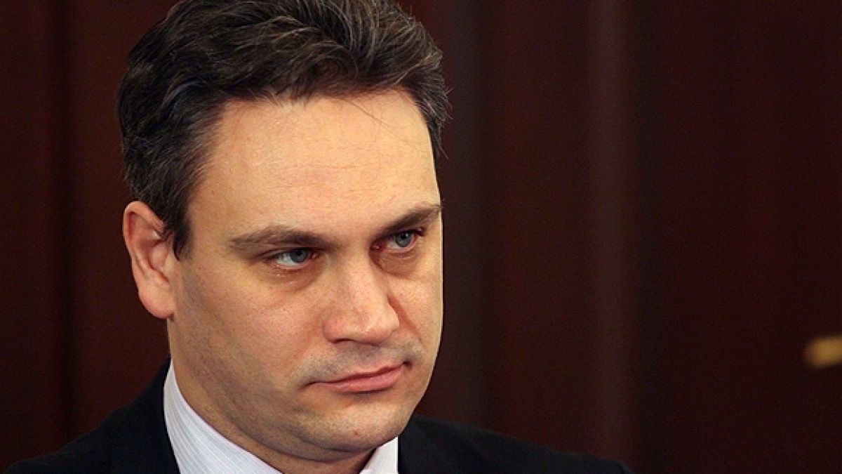 Зам.- министър вбесен от признания на затворнически шеф 